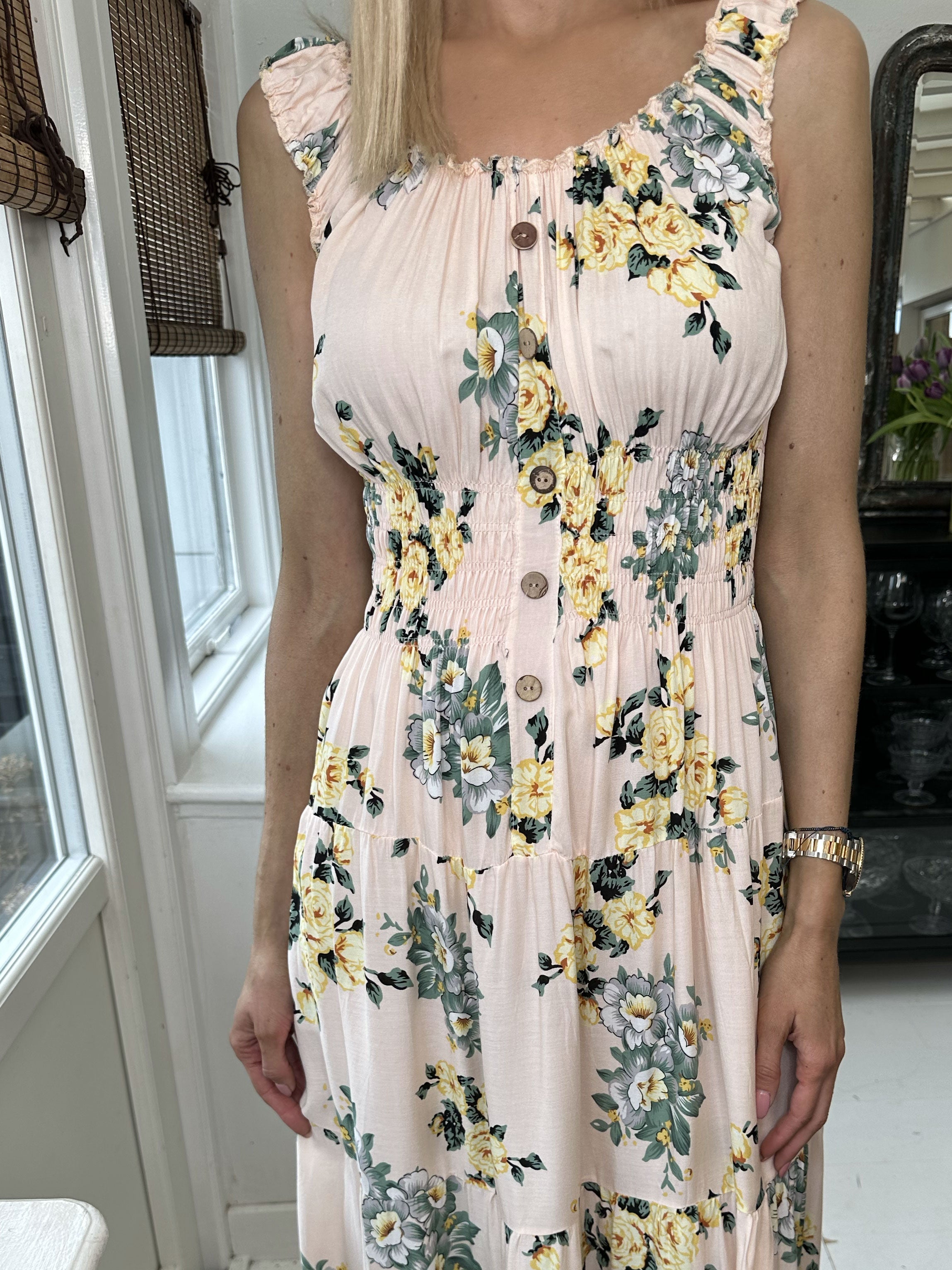 Alicia Rose - Lång bandklänning med blommigt tryck - Black